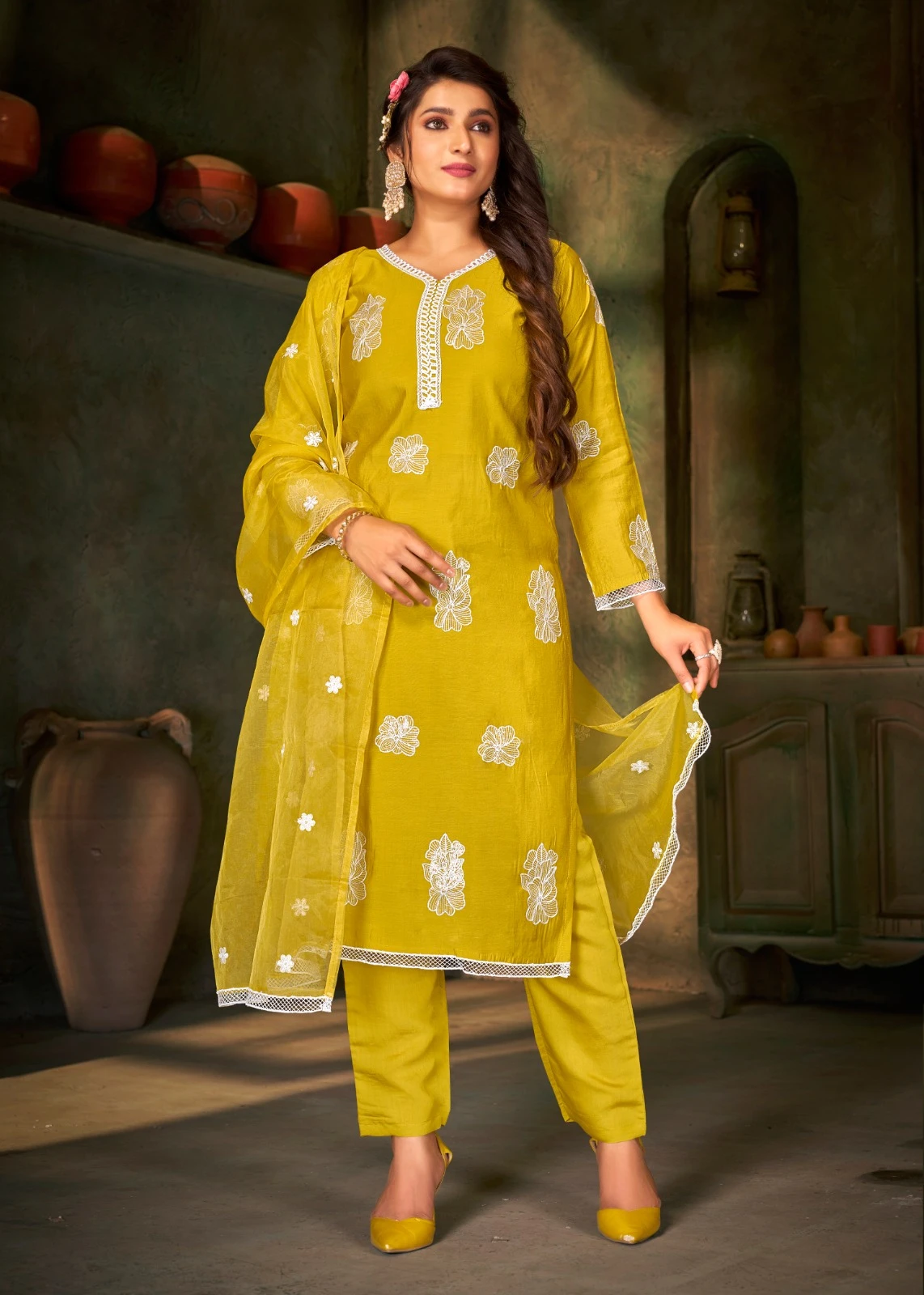 Banwery Peri Peri Heavy Russian Silk Wholesale Readymade Salwar Suit Catalog — Wholesale Readymade Suit, Banwery wholesale from Surat - Gallery Image 8